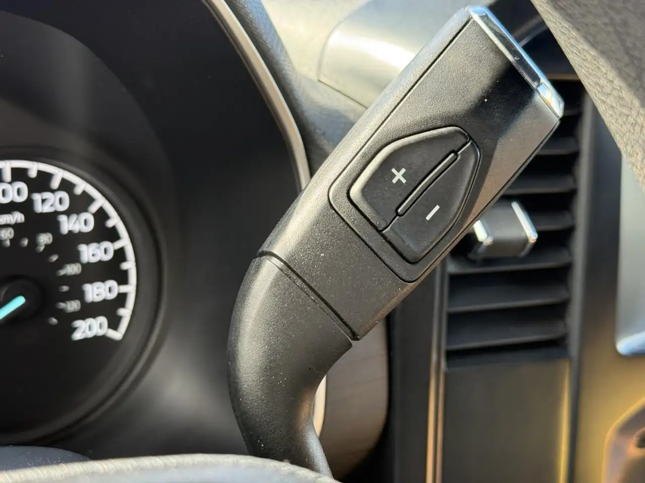 Ford F-150 - Image 20
