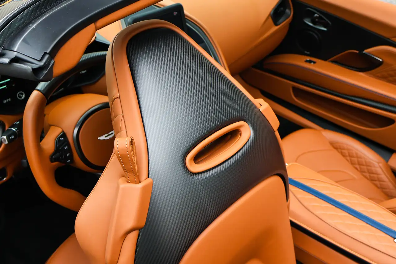 Aston Martin DBS - Image 16