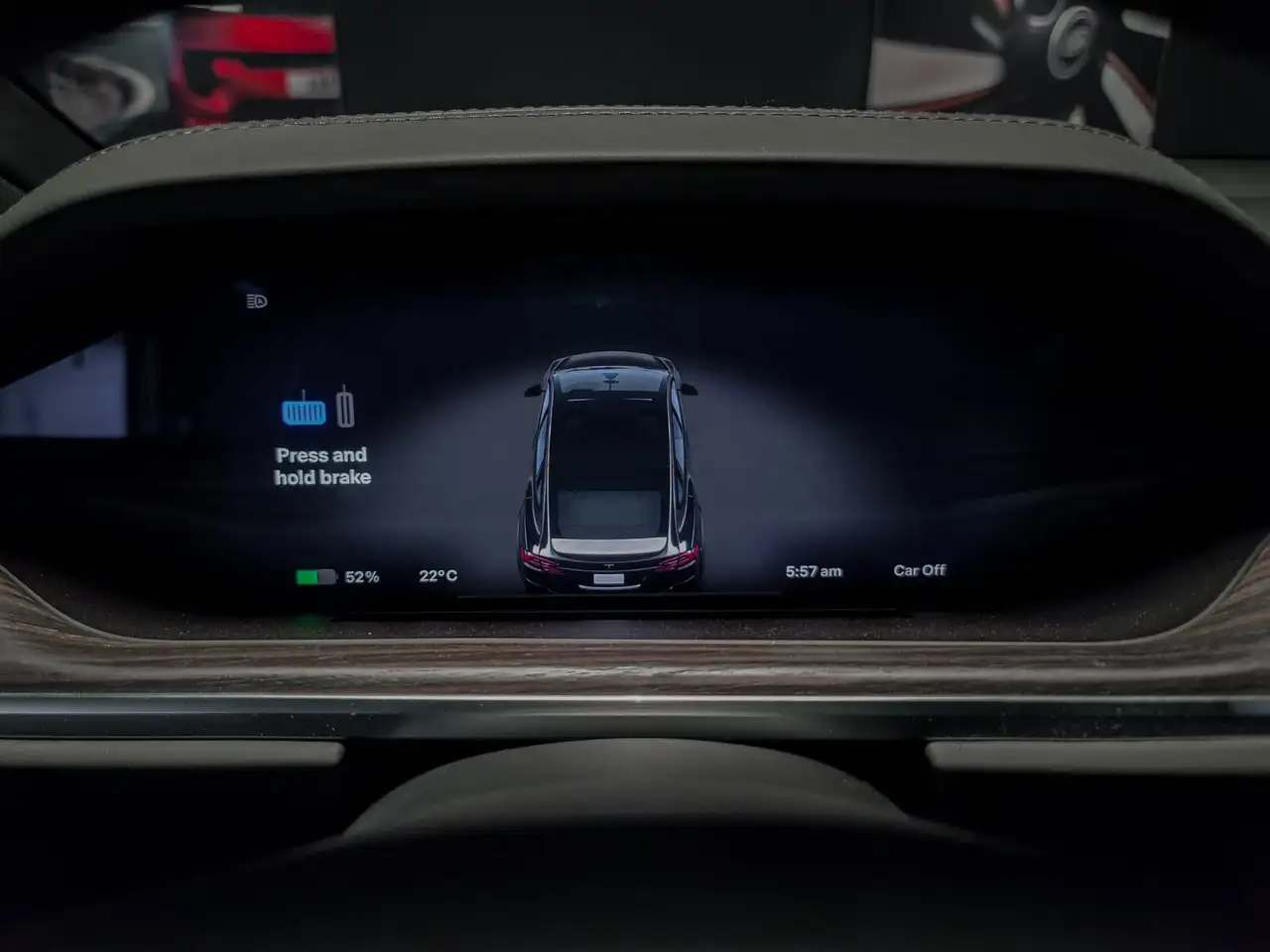 Tesla Model X - Image 13