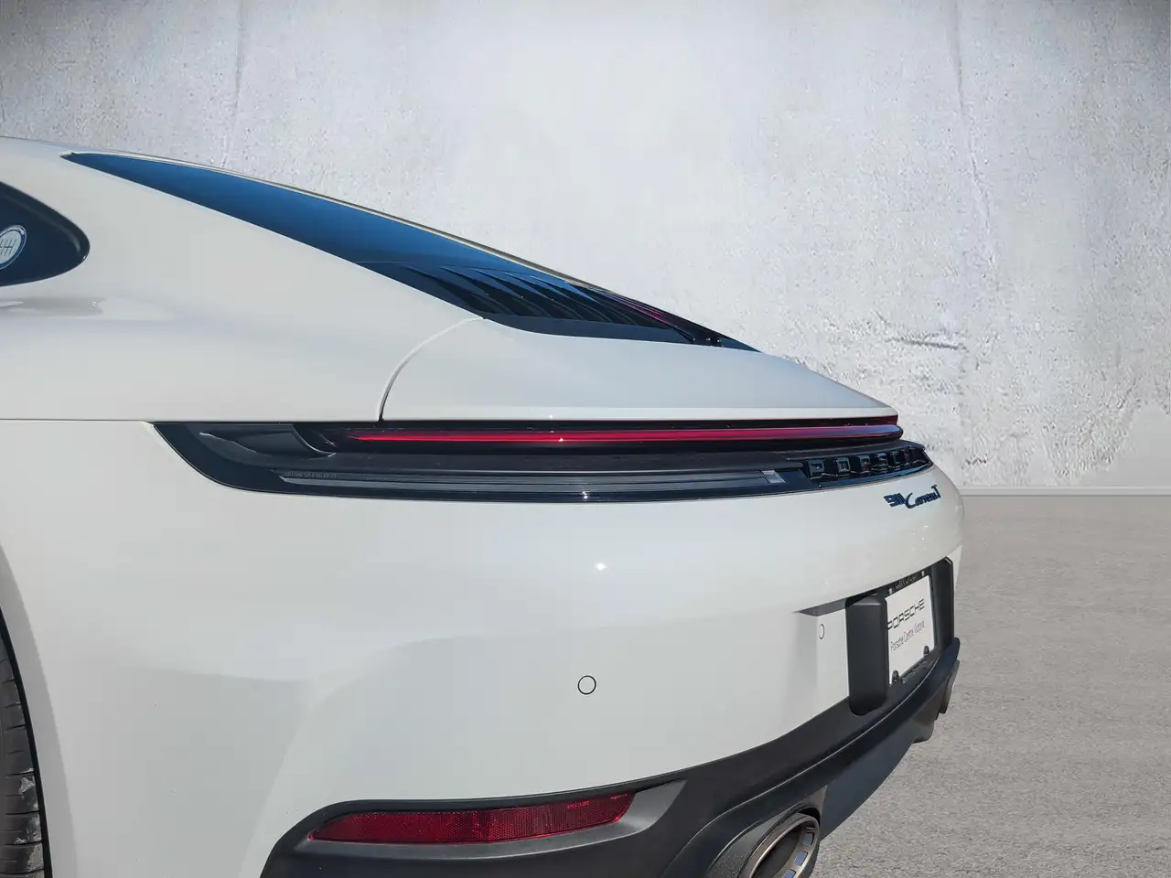 Porsche 911 - Image 10