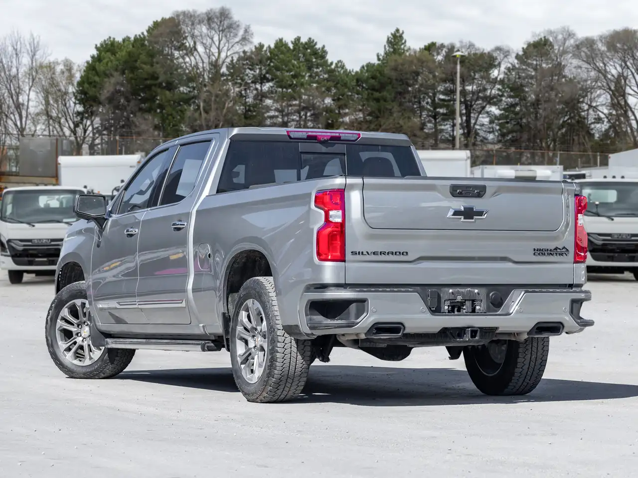 Chevrolet Silverado 1500 - Image 4