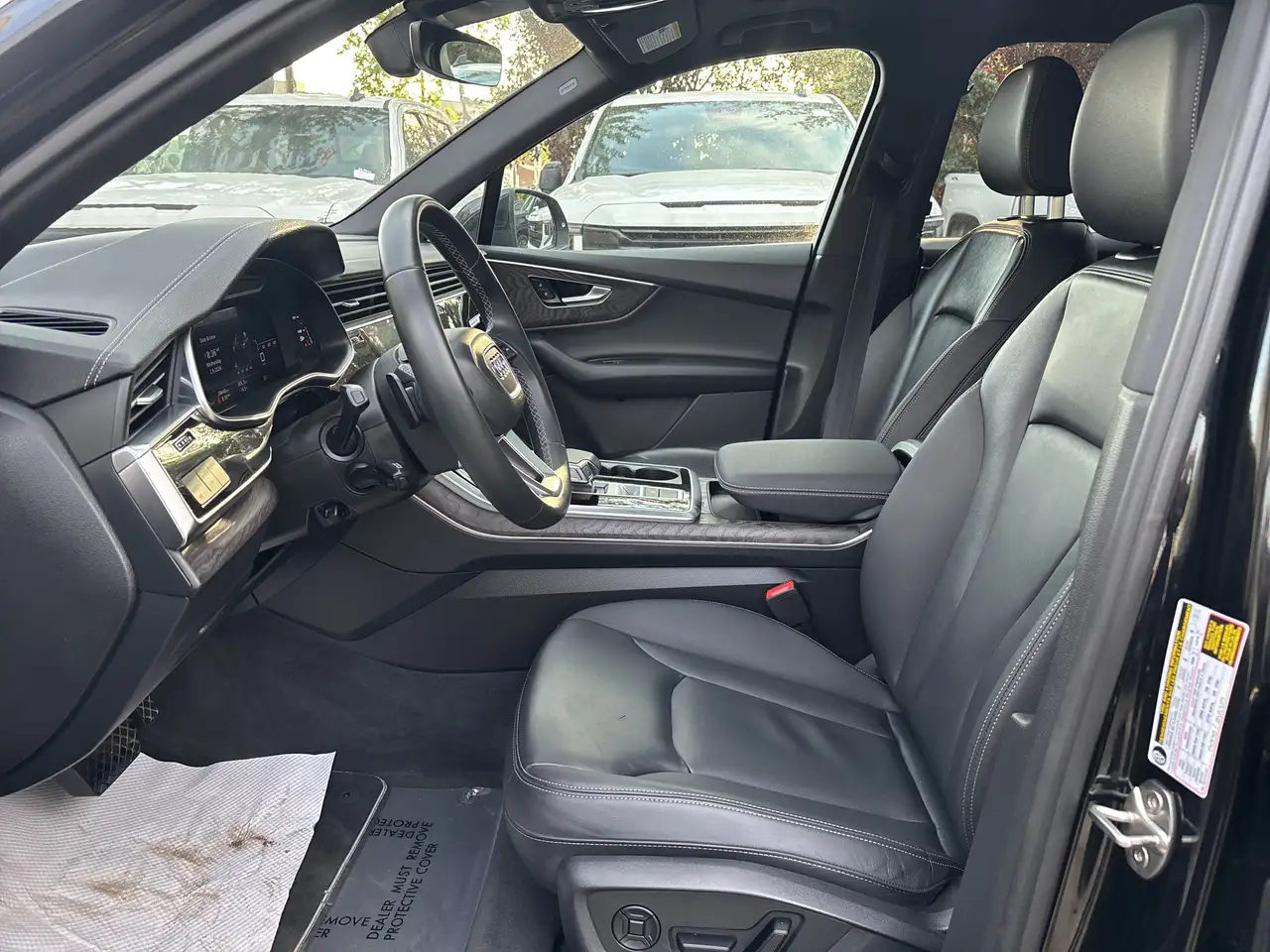 Audi Q7 - Image 9
