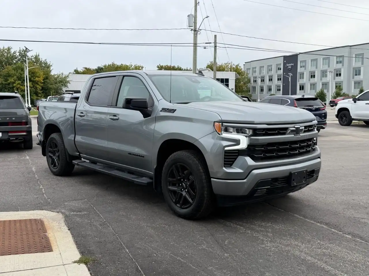 Chevrolet Silverado 1500 - Image 10
