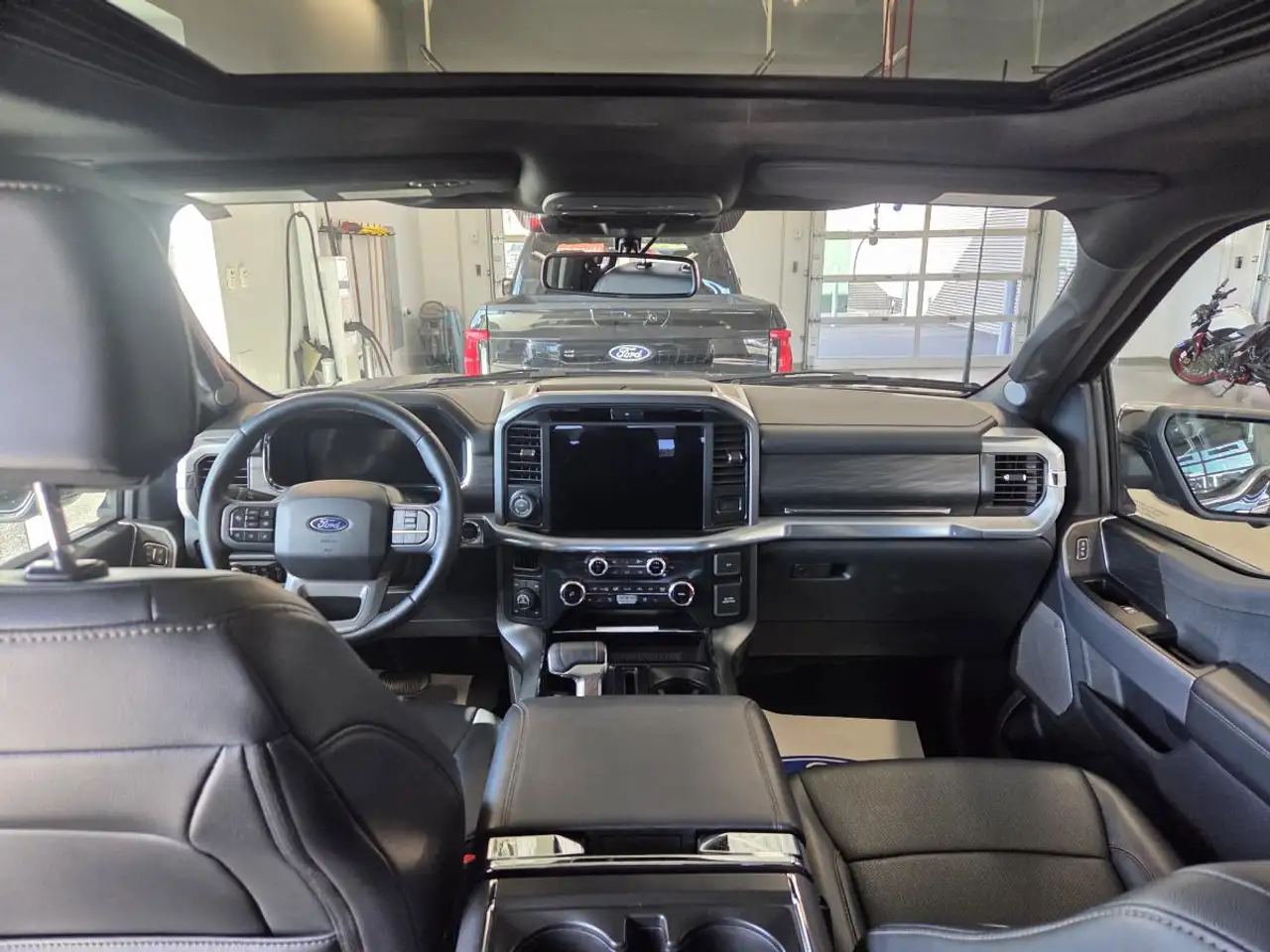 Ford F-150 - Image 15