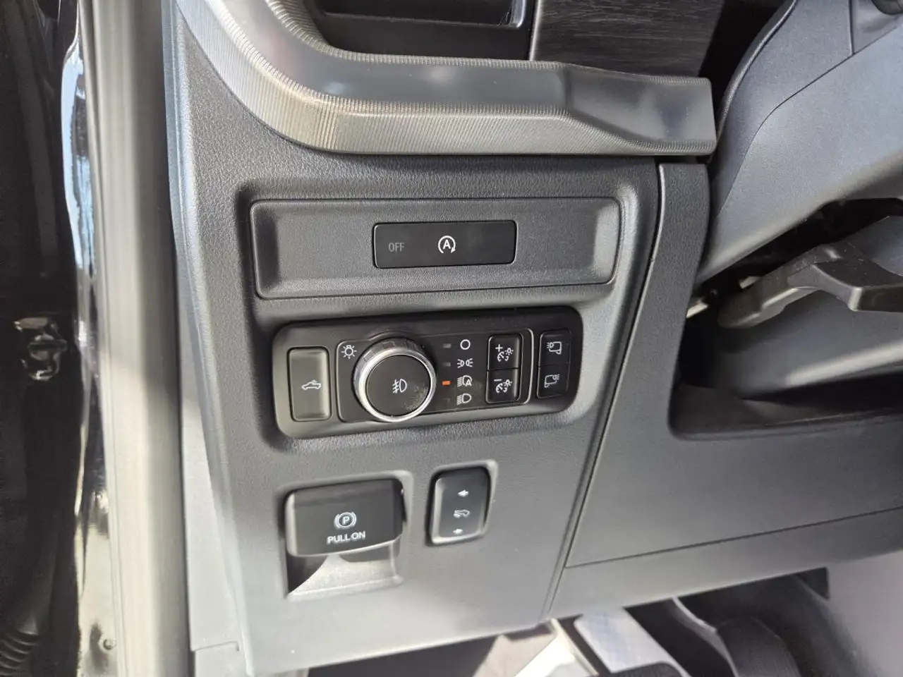 Ford F-150 - Image 10