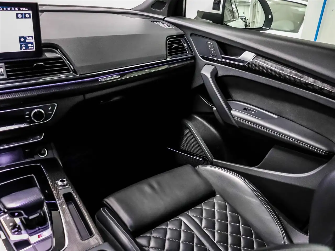 Audi SQ5 - Image 10