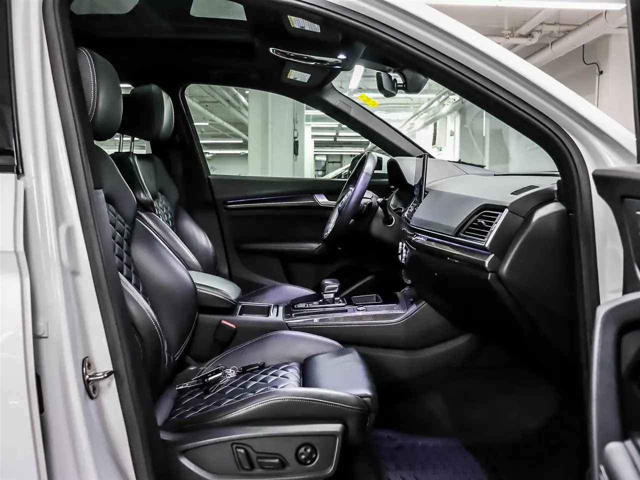 Audi SQ5 - Image 11