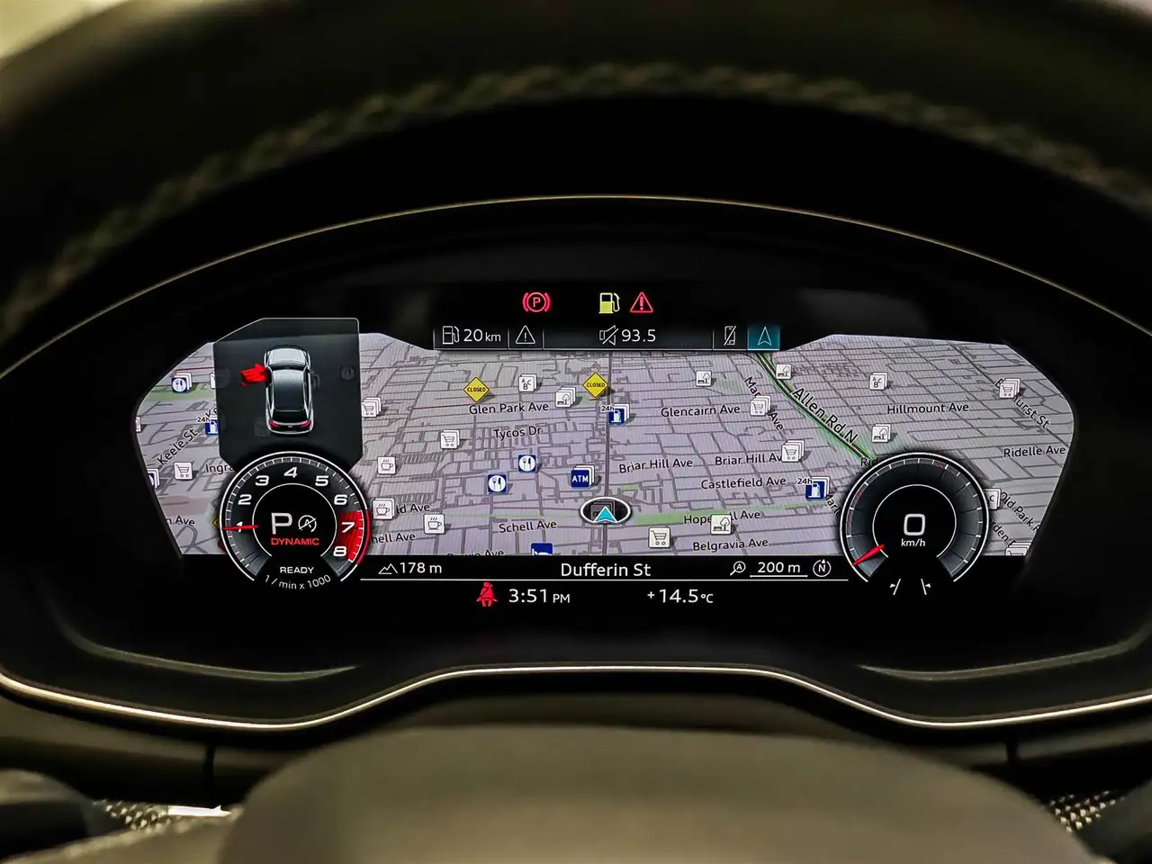 Audi SQ5 - Image 21