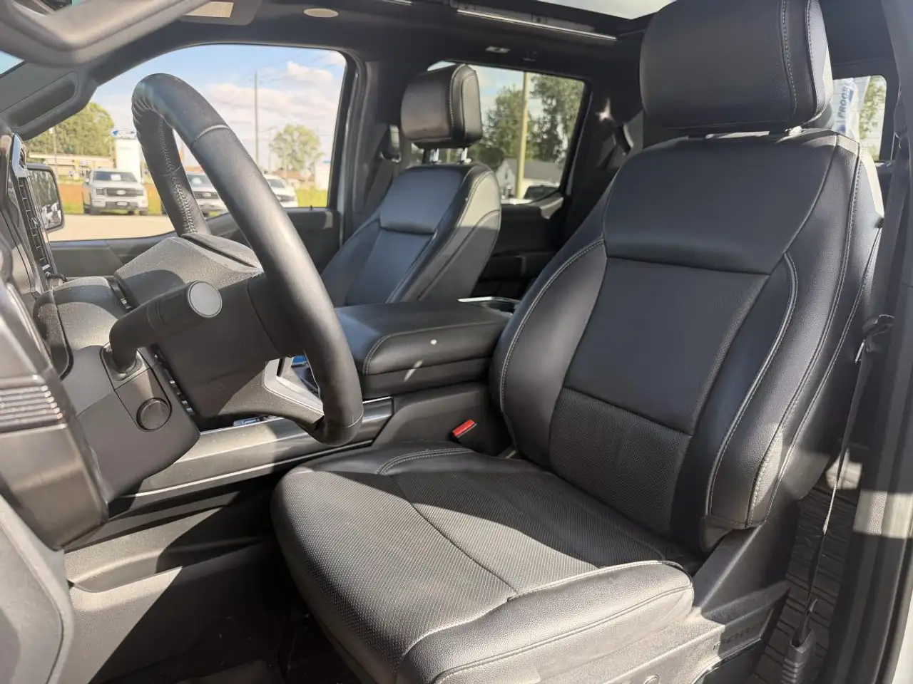 Ford F-150 - Image 8