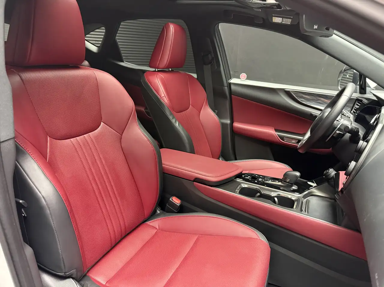 Lexus NX - Image 16
