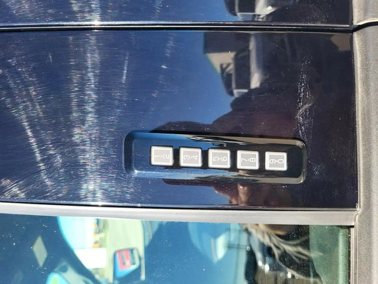 Ford F-150 - Image 25