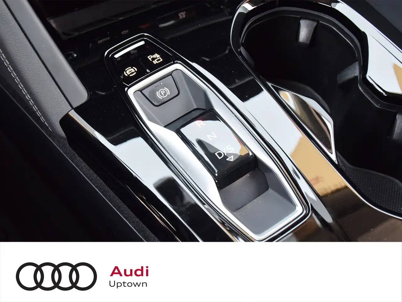 Audi Q5 - Image 25