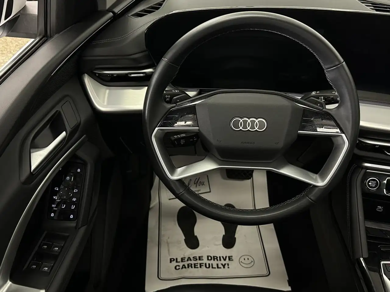 Audi Q5 - Image 10