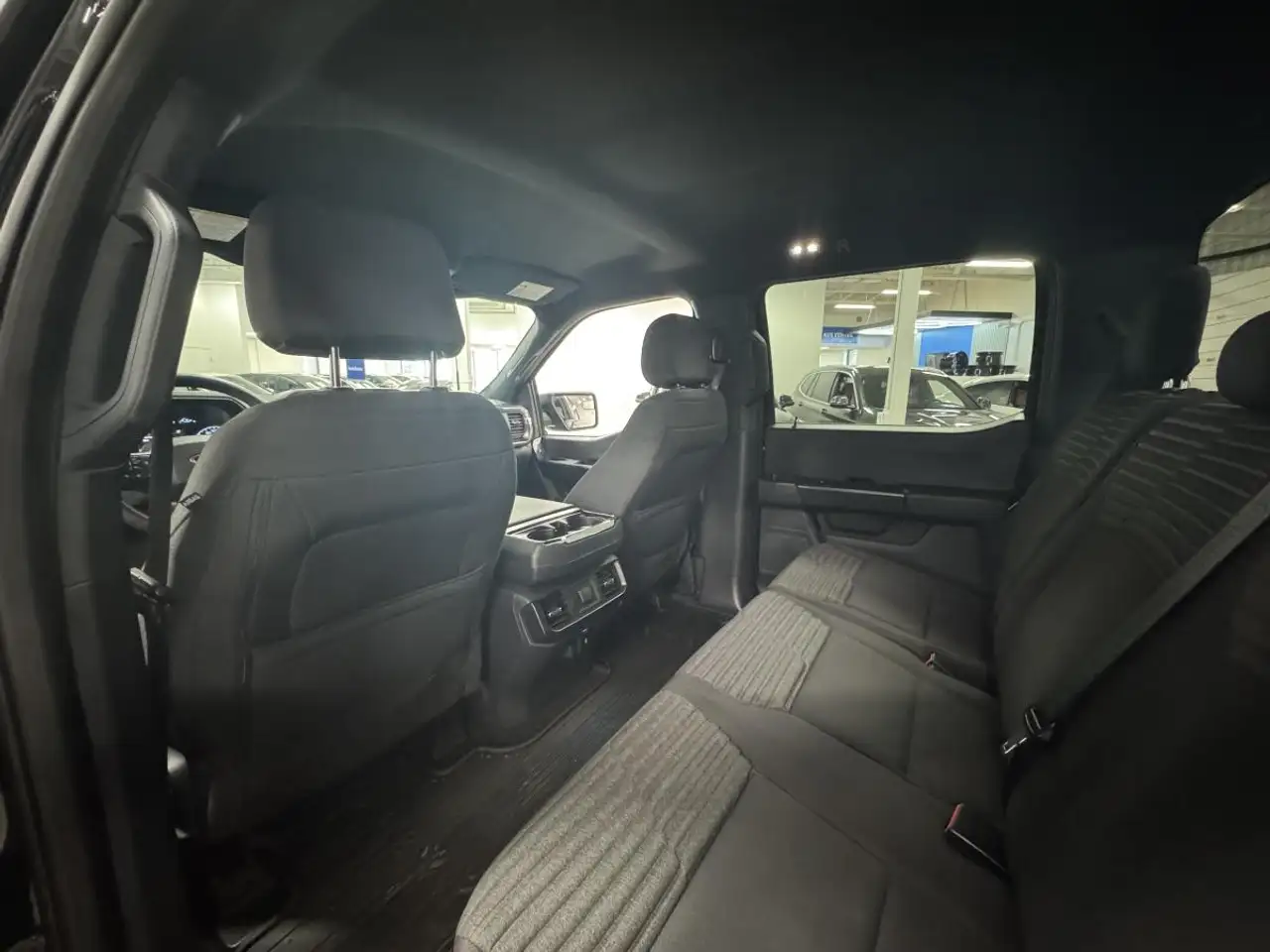 Ford F-150 - Image 17