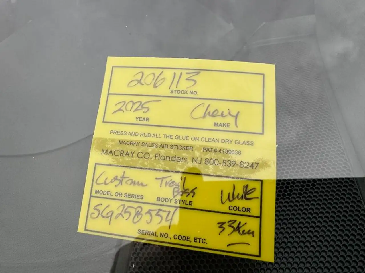 Chevrolet Silverado 1500 - Image 22