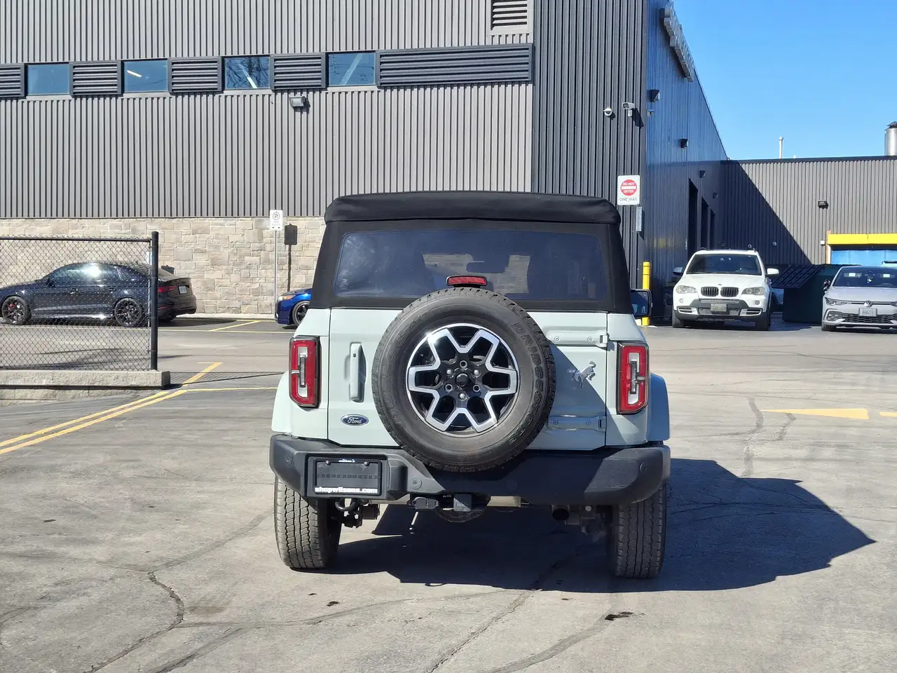 Ford Bronco - Image 4