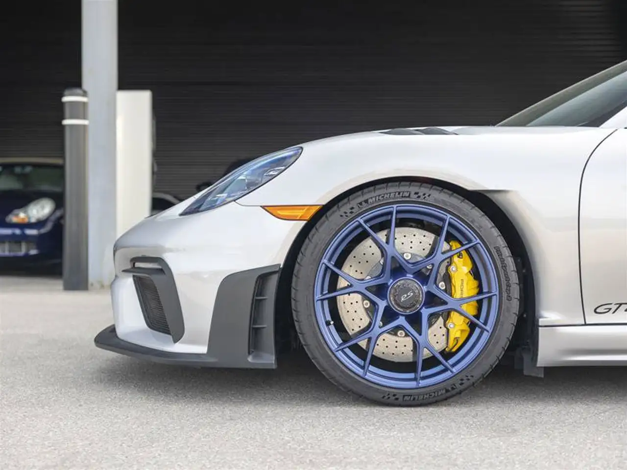 Porsche 718 Cayman - Image 6