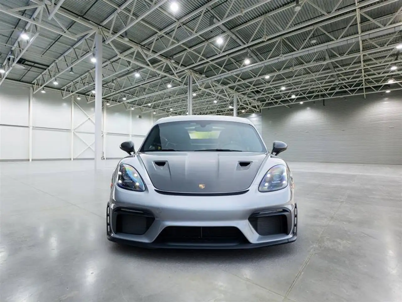 Porsche 718 Cayman - Image 2