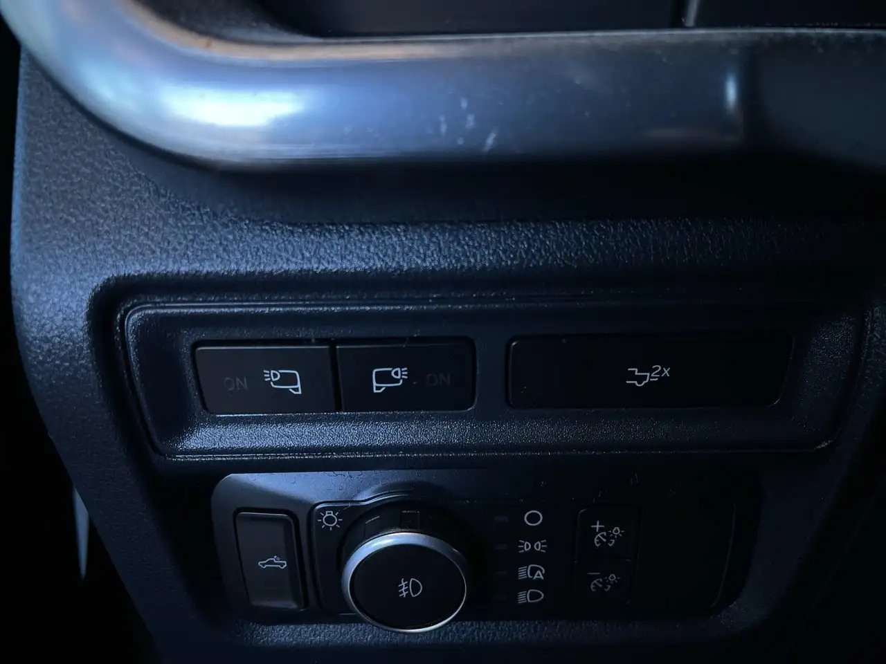 Ford F-150 - Image 25