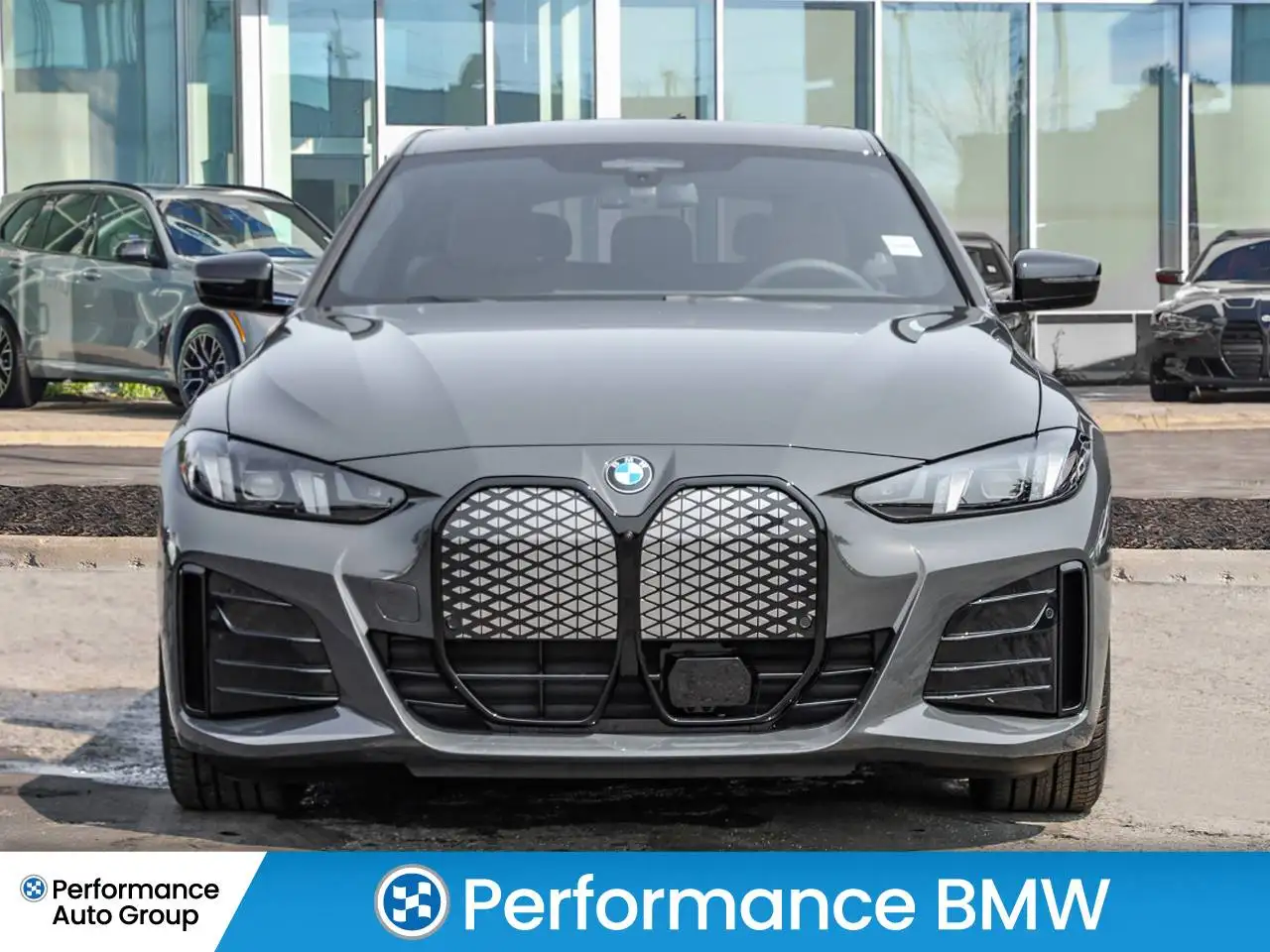 BMW i4 - Image 4