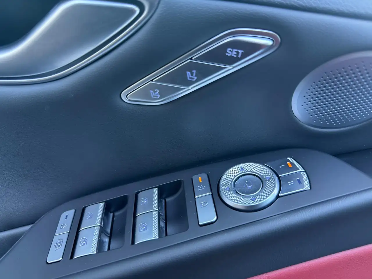Genesis G80 - Image 28
