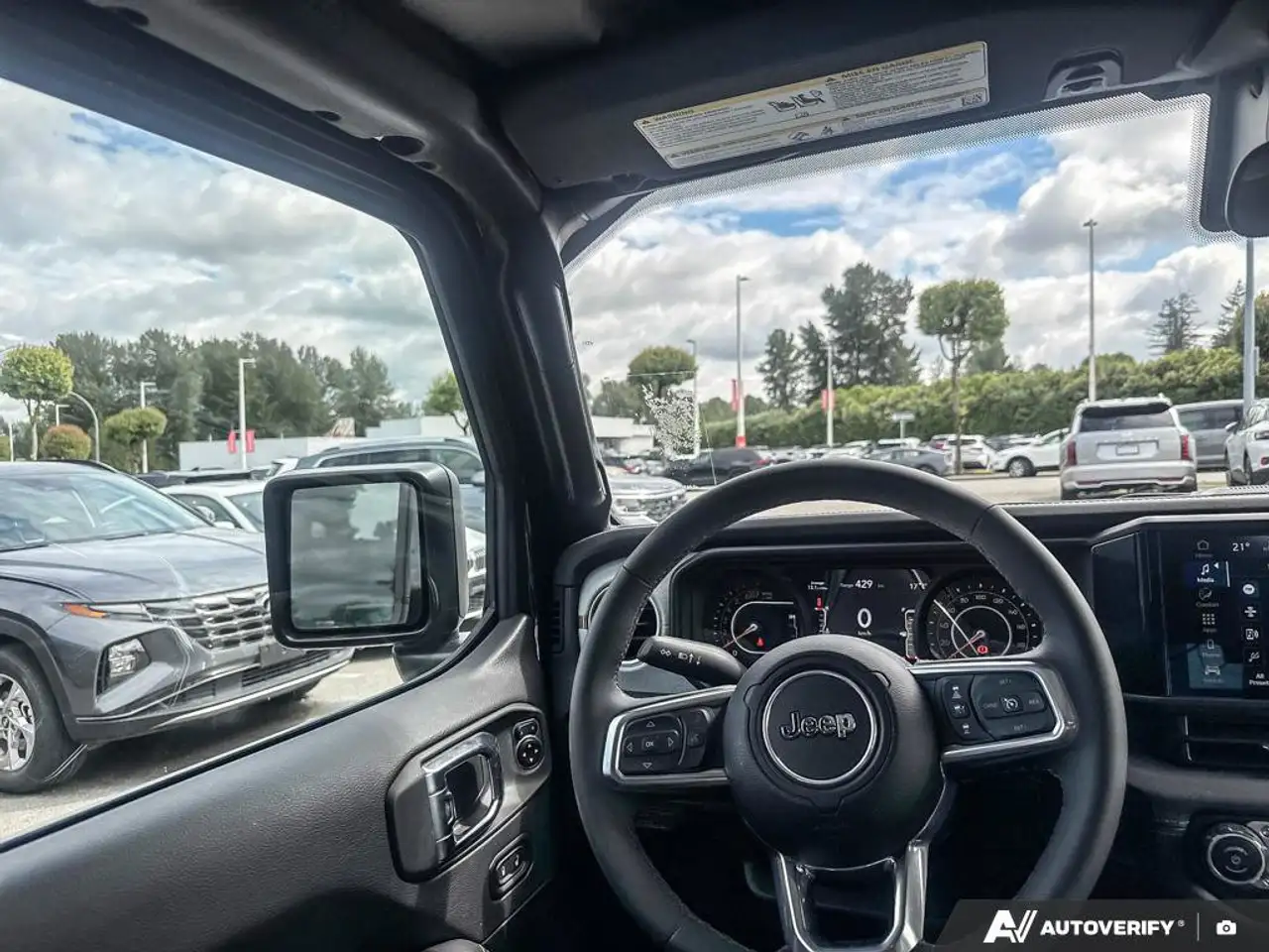 Jeep Wrangler - Image 9