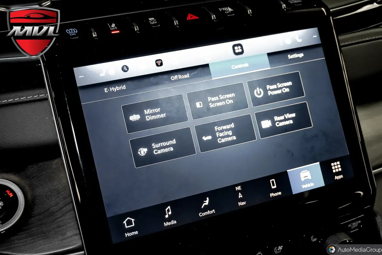 Jeep Grand Cherokee - Image 30