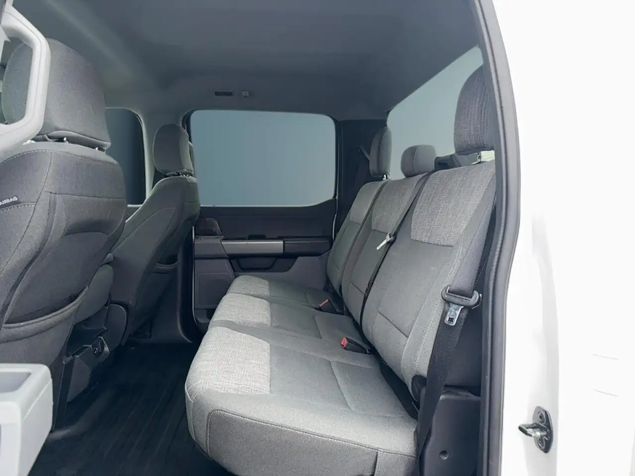 Ford F-150 - Image 14