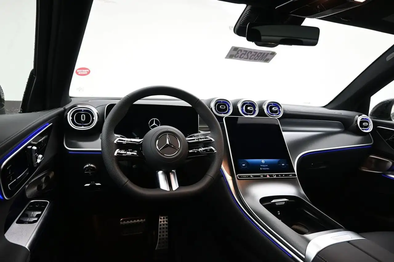 Mercedes-Benz GLC - Image 21