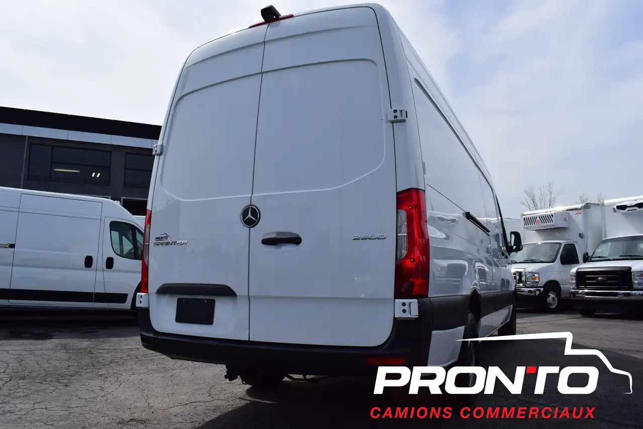 Mercedes-Benz Sprinter - Image 6