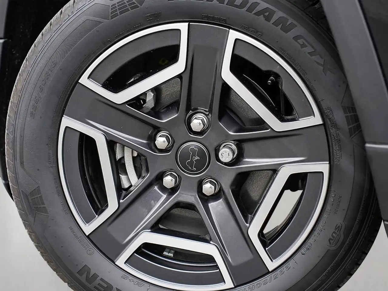 Jeep Cherokee - Image 8