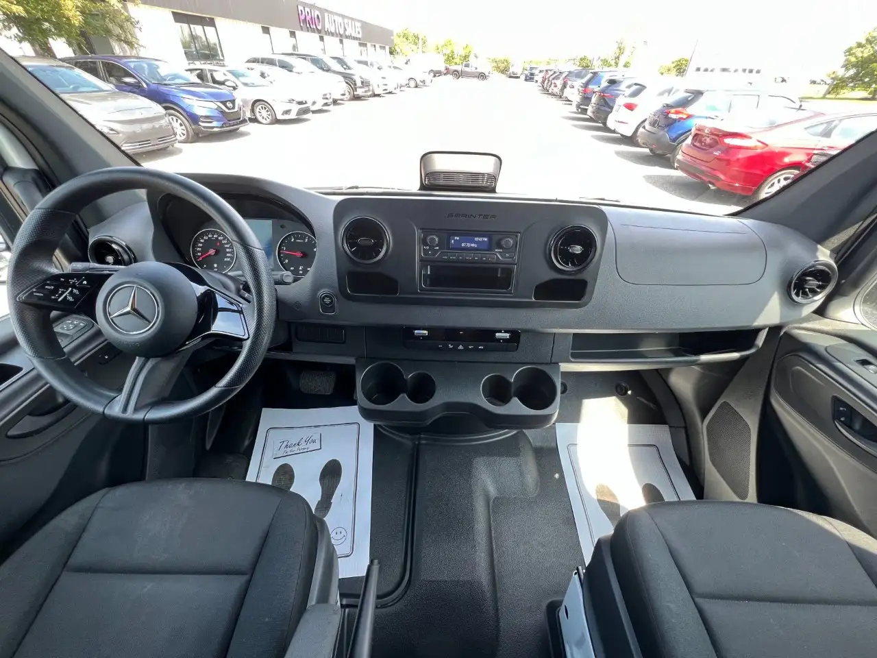 Mercedes-Benz Sprinter - Image 20