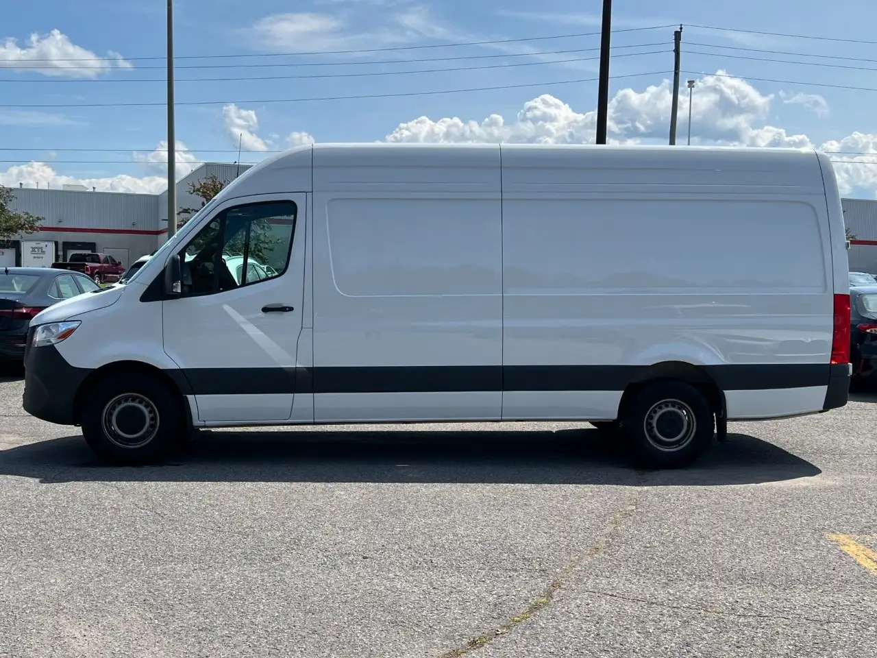 Mercedes-Benz Sprinter - Image 2