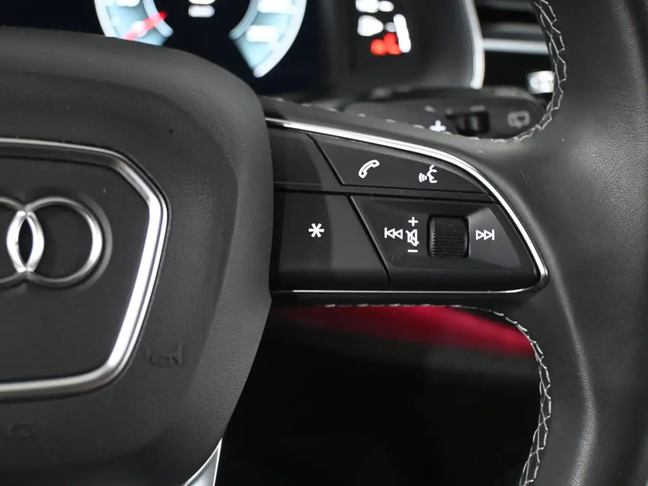 Audi Q8 - Image 16