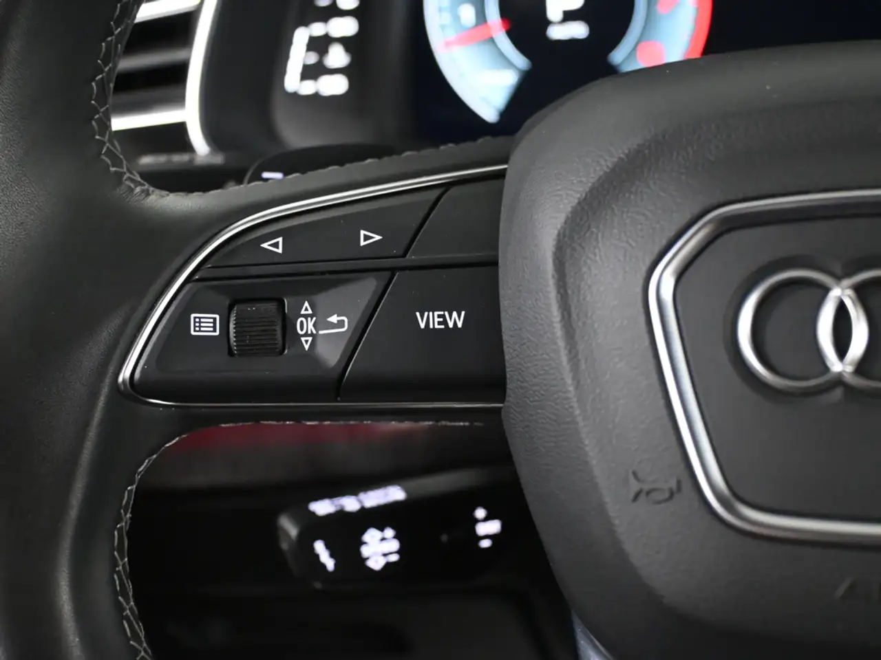 Audi Q8 - Image 15