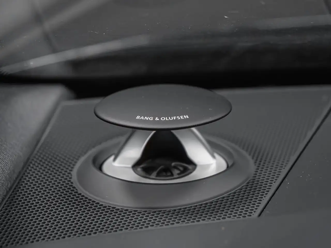 Audi RS6 - Image 25