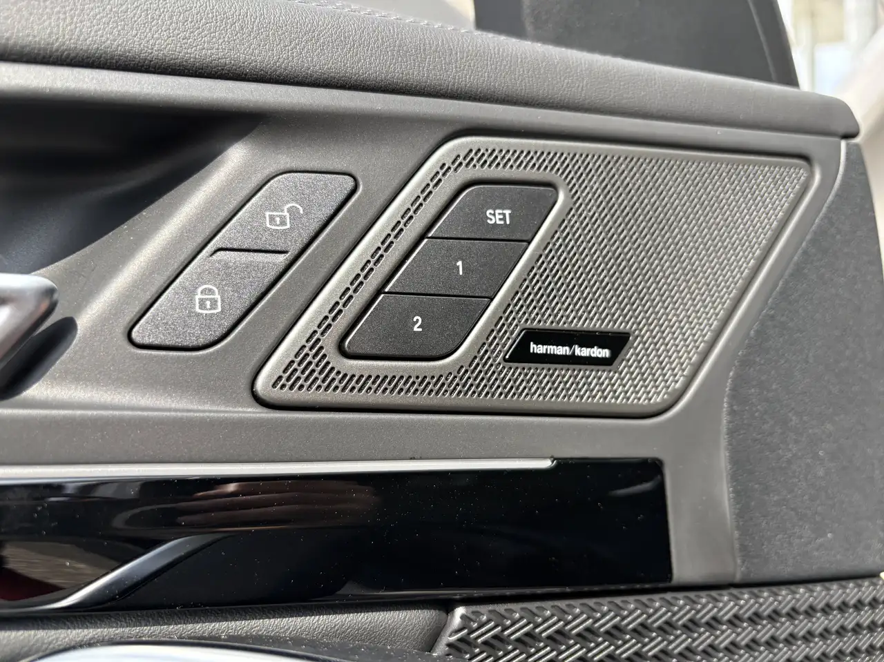 BMW X1 - Image 16