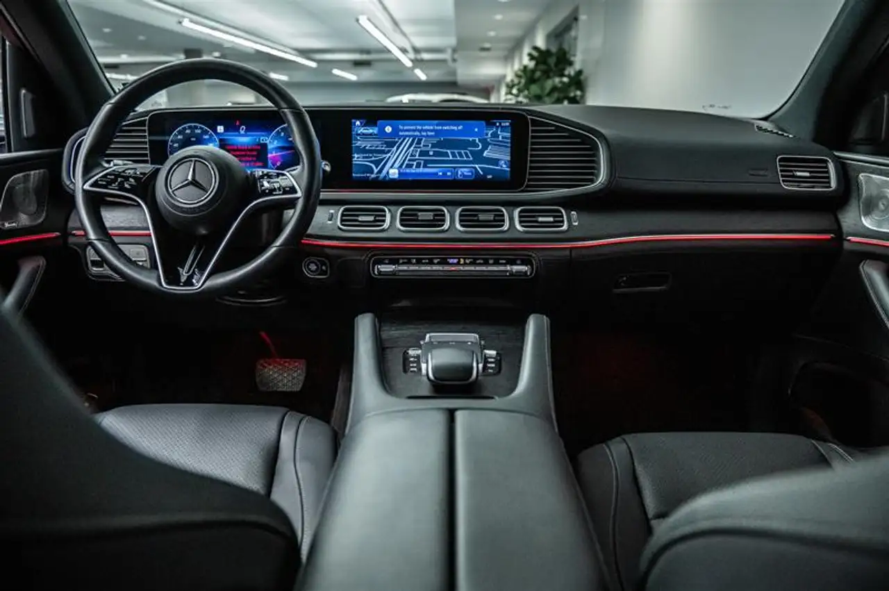 Mercedes-Benz GLE - Image 28