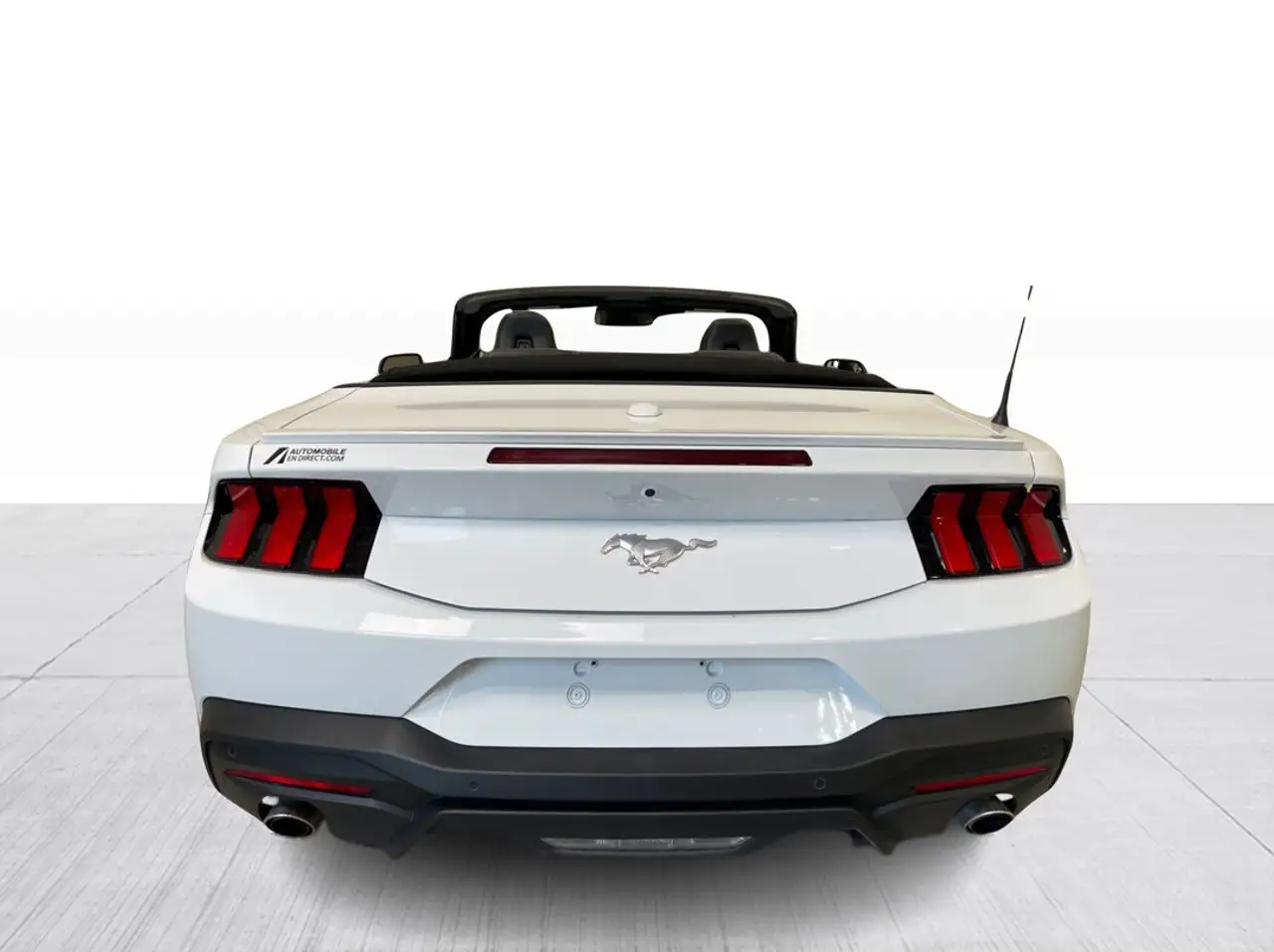Ford Mustang - Image 14