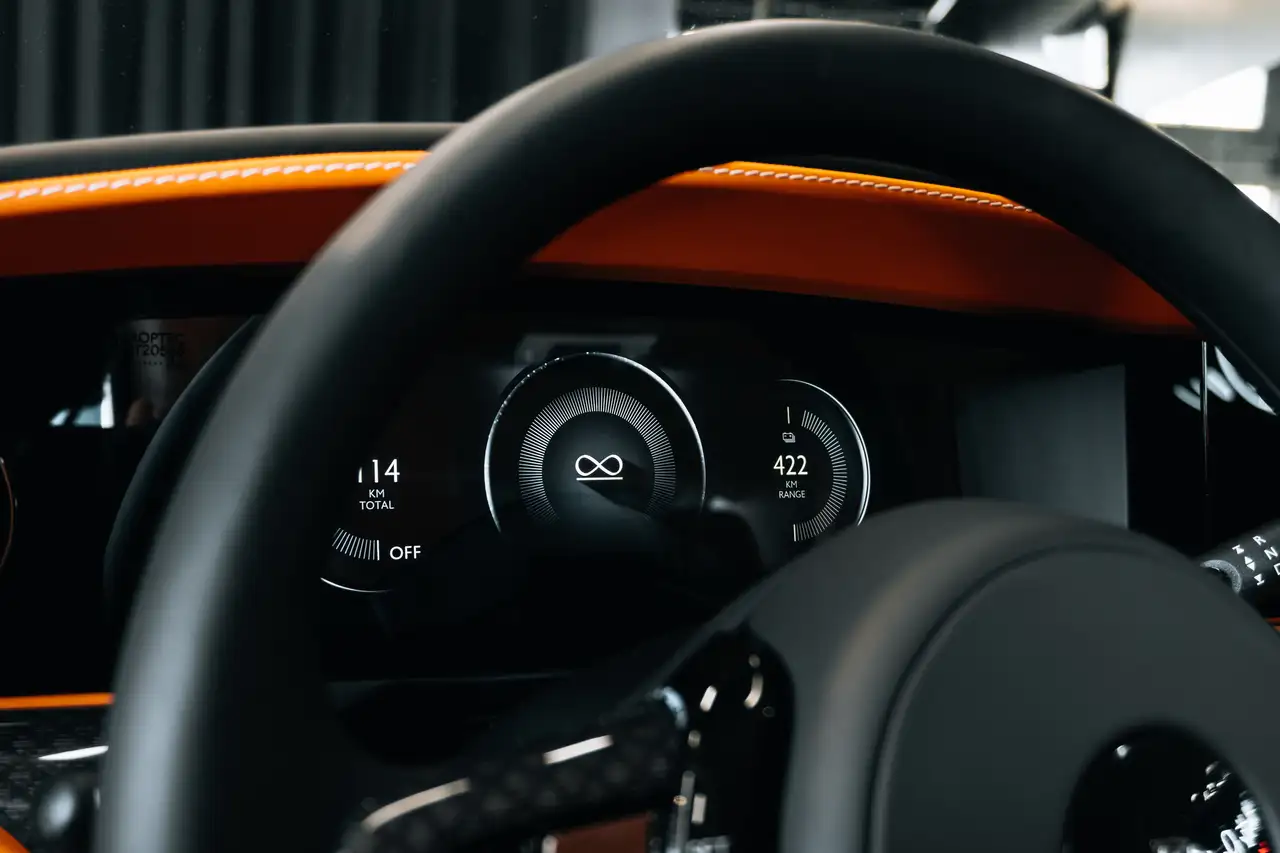 Rolls-Royce Spectre - Image 12