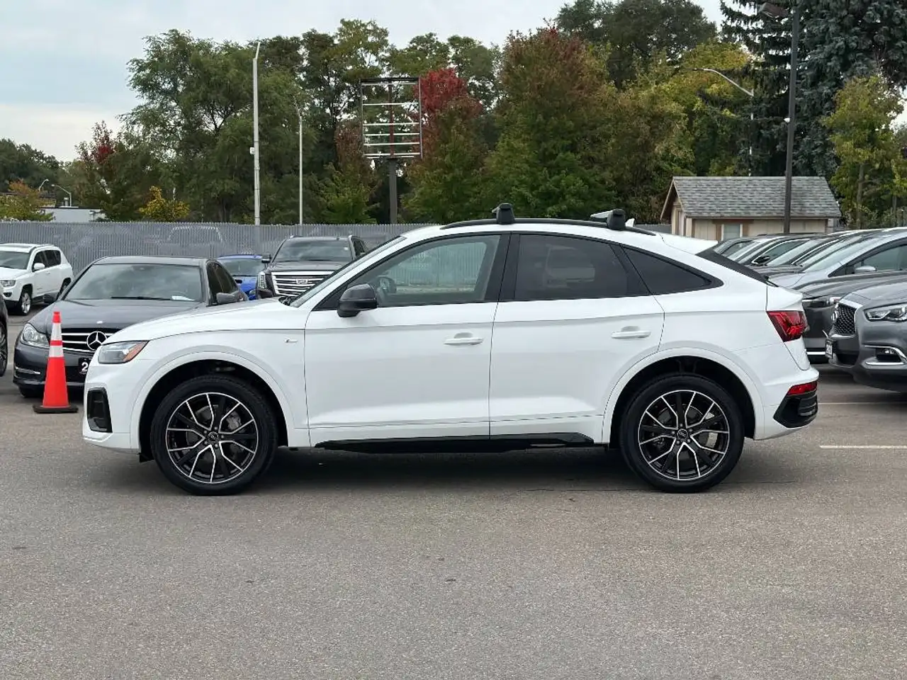 Audi Q5 - Image 8