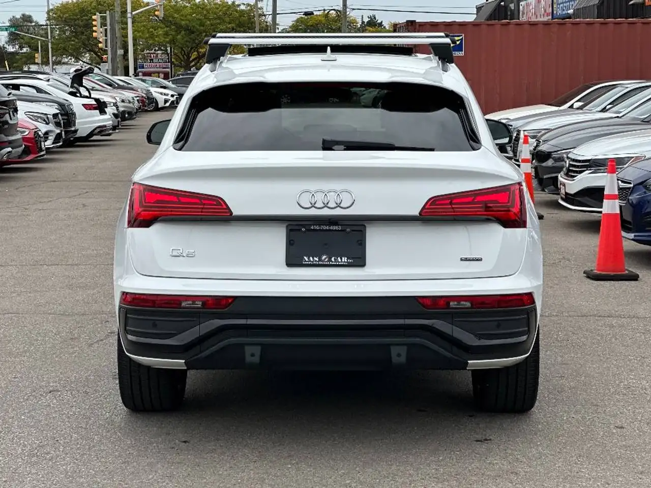 Audi Q5 - Image 6