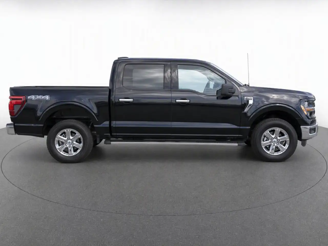 Ford F-150 - Image 8