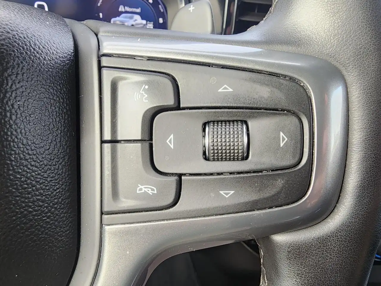 Chevrolet Silverado 1500 - Image 41