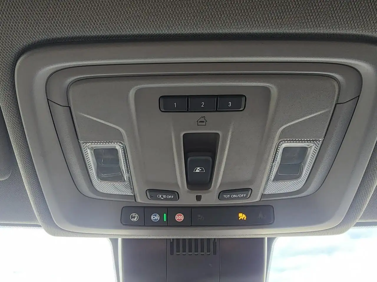 Chevrolet Silverado 1500 - Image 39