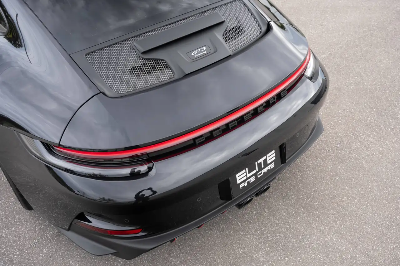 Porsche 911 - Image 14