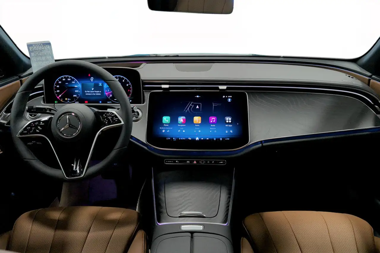 Mercedes-Benz E-Class - Image 7