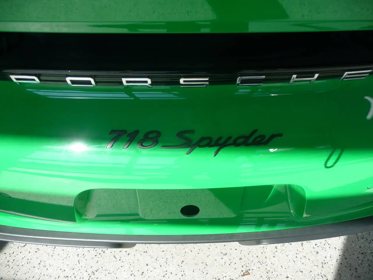Porsche 718 Spyder - Image 6