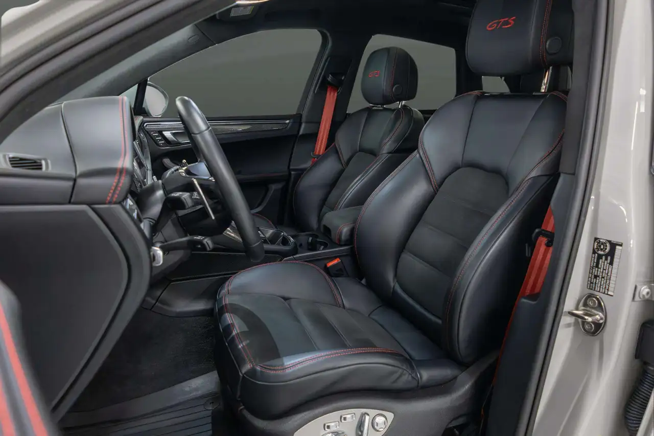 Porsche Macan - Image 9