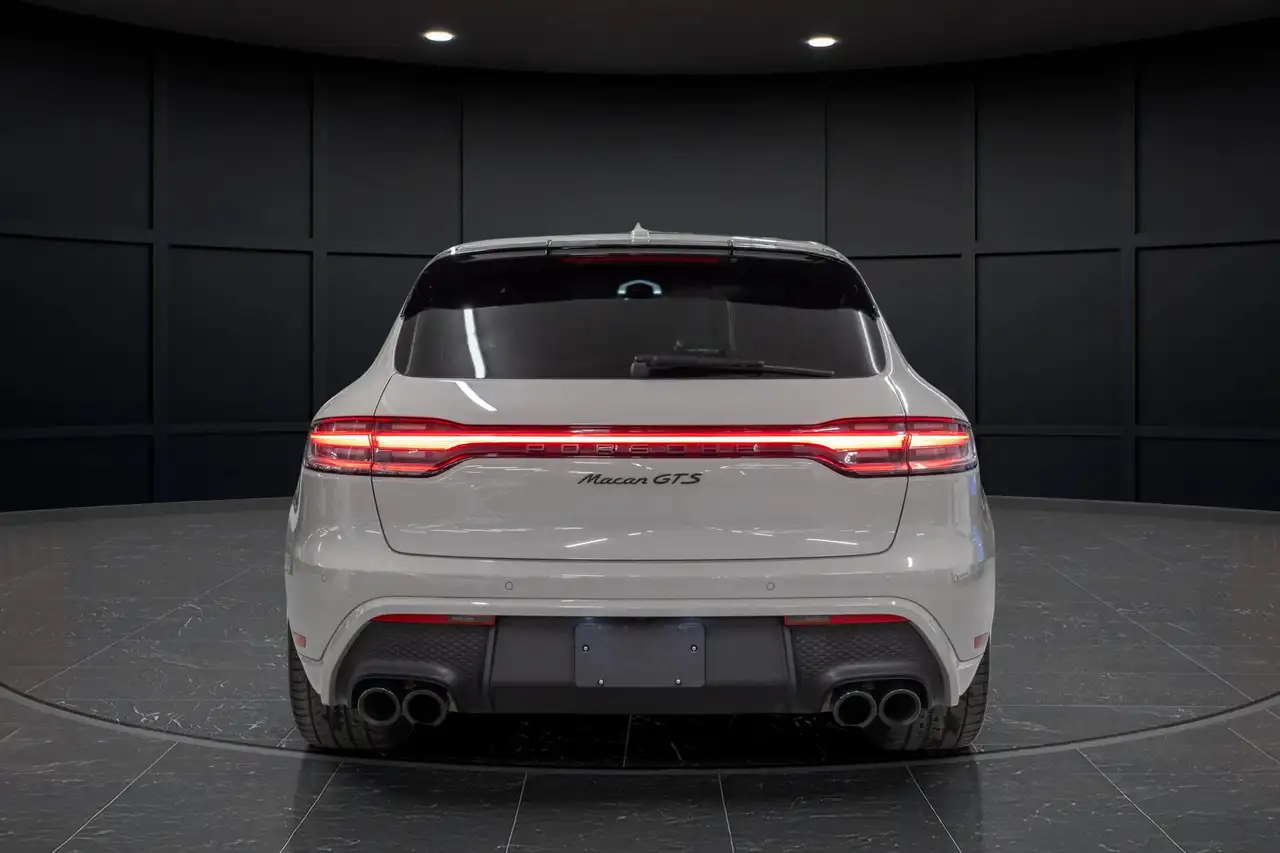 Porsche Macan - Image 5